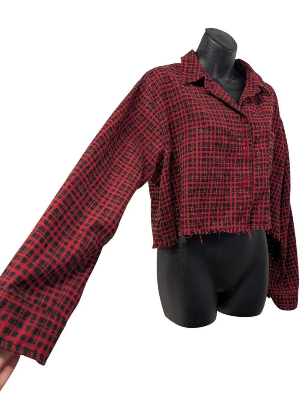 HYFVE Womens Red Black Plaid Collared Button-Up Fringe Cropped Shirt Sz L